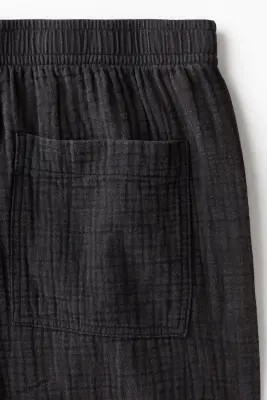 Short en mousseline Relaxed Fit - Noir — photo 4