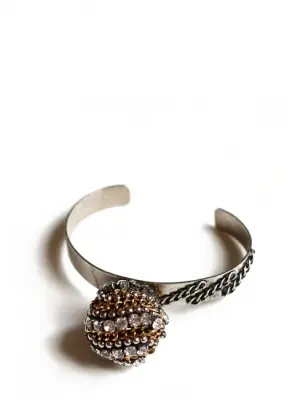 Bracelet en argent avec chaînes dorées et cristaux Swarovski — photo 1
