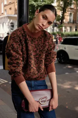 Pull Doudou léopard fauve — photo 5