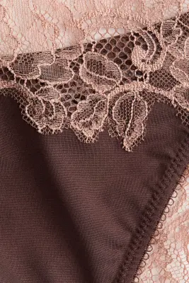 Culotte Brazilian Tanga en microfibre et dentelle - Marron foncé/rose ancien — photo 2