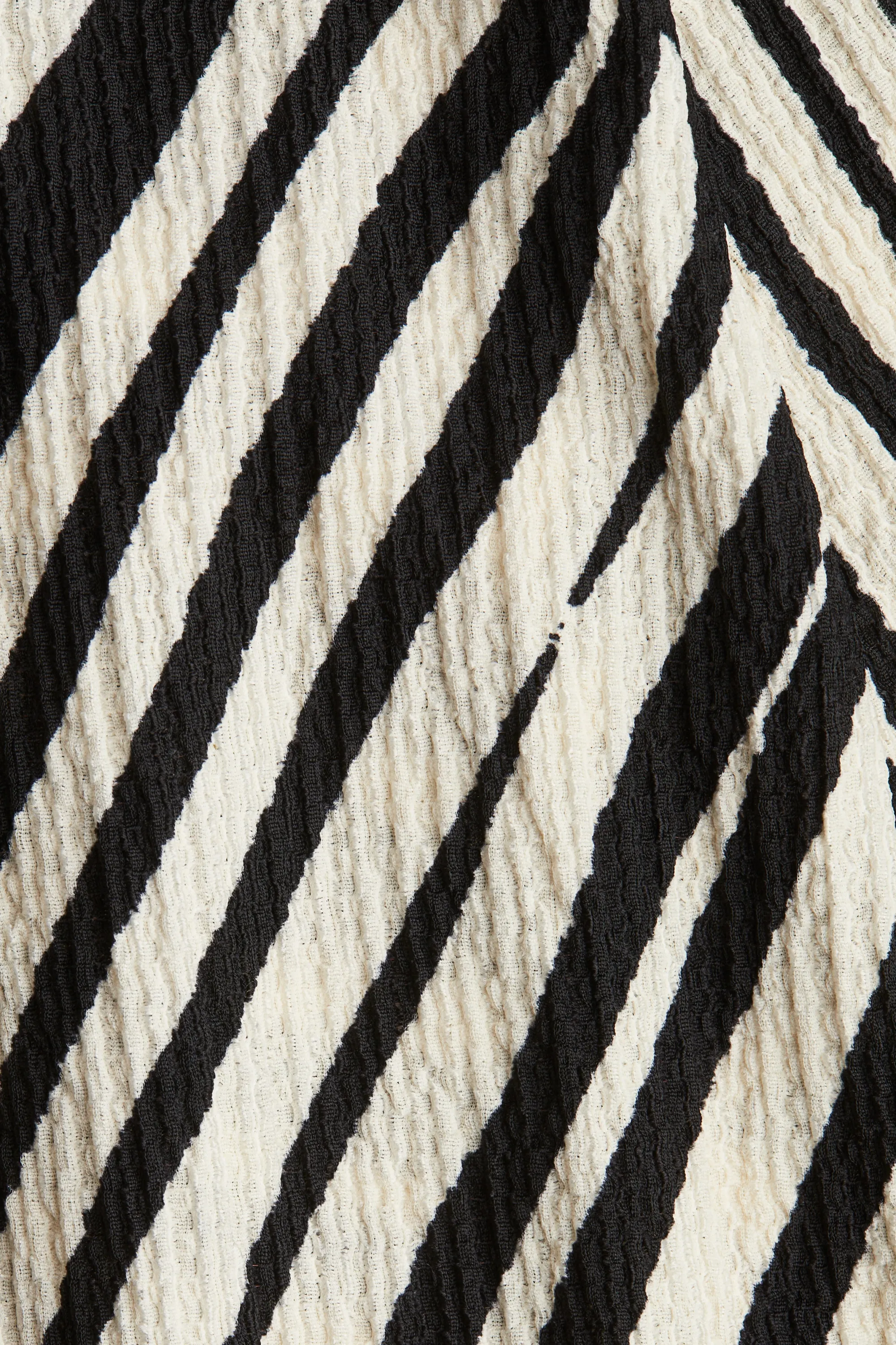 MAMA Robe portefeuille froissée - Crème/motif noir