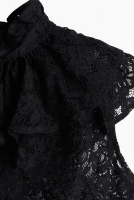 Top volanté en dentelle - Noir — photo 4