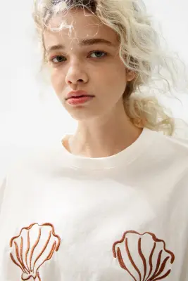 T-shirt oversize imprimé - Crème/coquillages — photo 2
