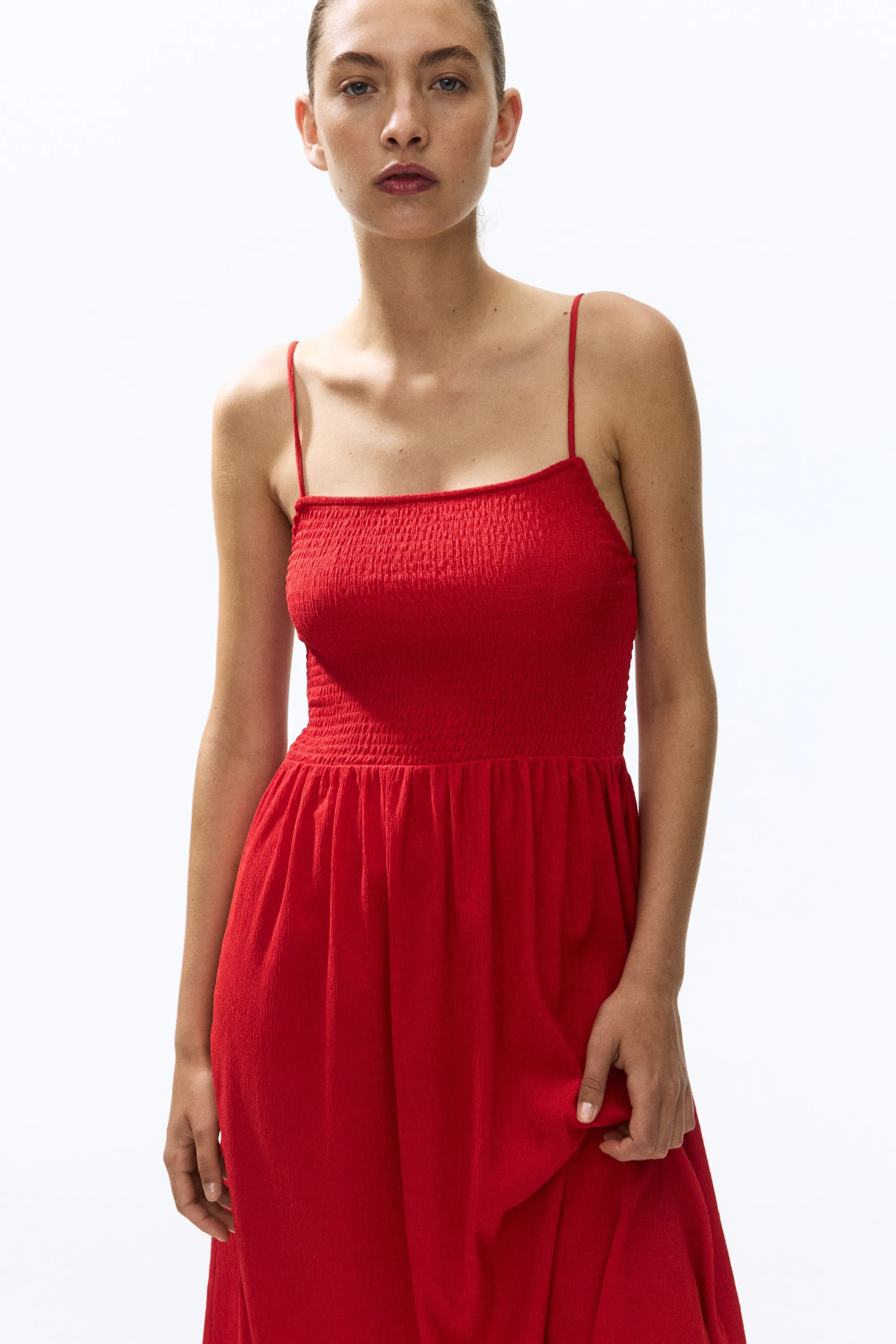 Robe smockée à bretelles fines - Rouge