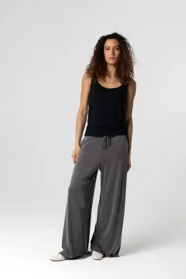 Débardeur Noir Col U Sans Manches en Lyocel, Tencel / Coton Organique — photo 2