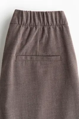 Pantalon chic avec jambes barrel - Taupe foncé — photo 4