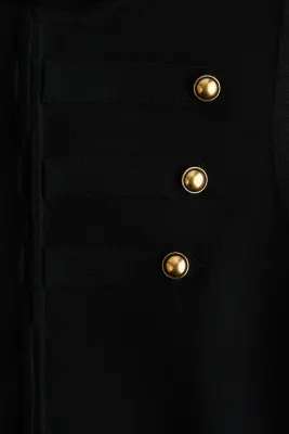 Gilet sans manches avec détails à boutons - Noir — photo 5