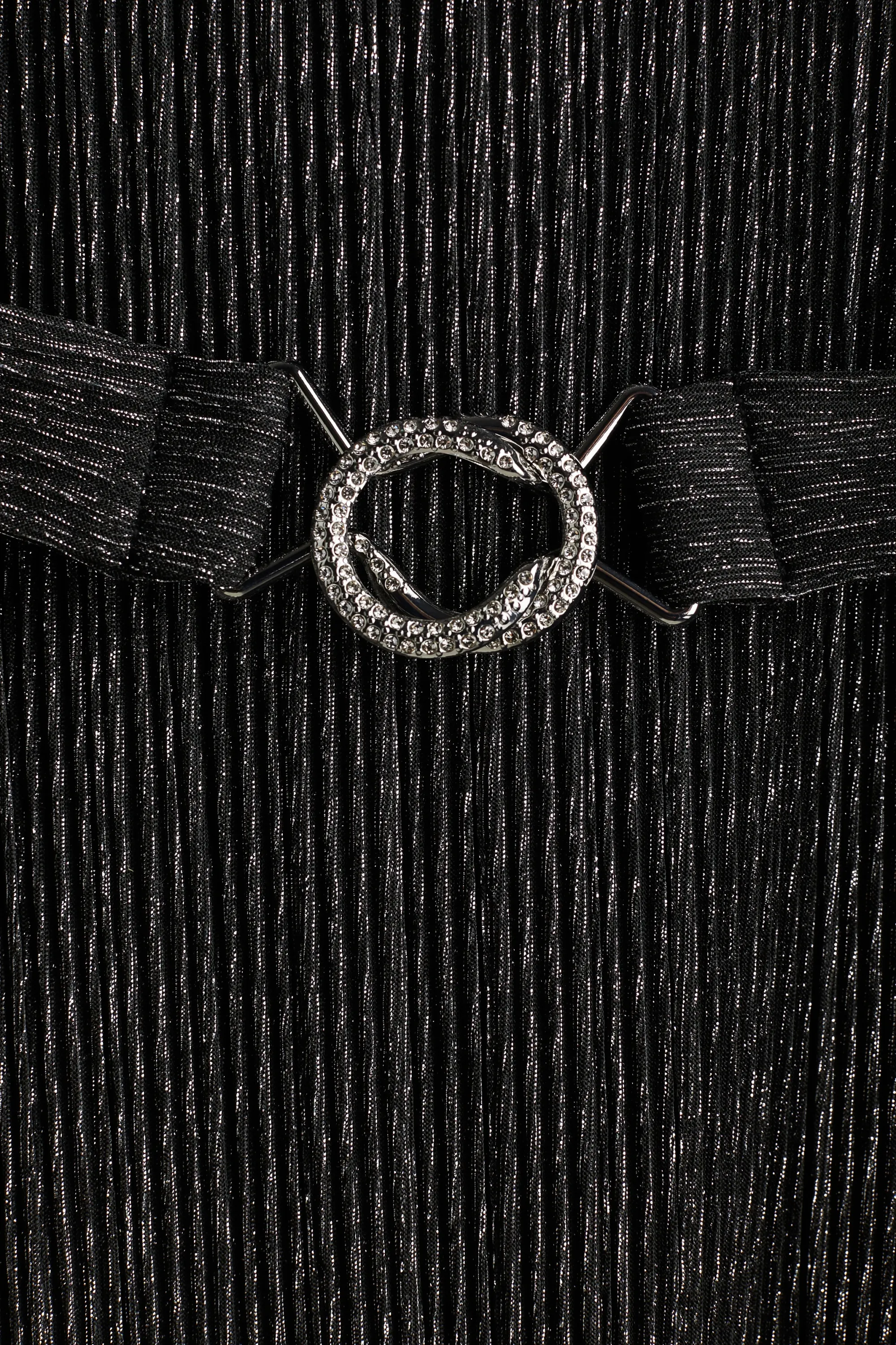 Robe plissée avec épaulettes - Noir/scintillant