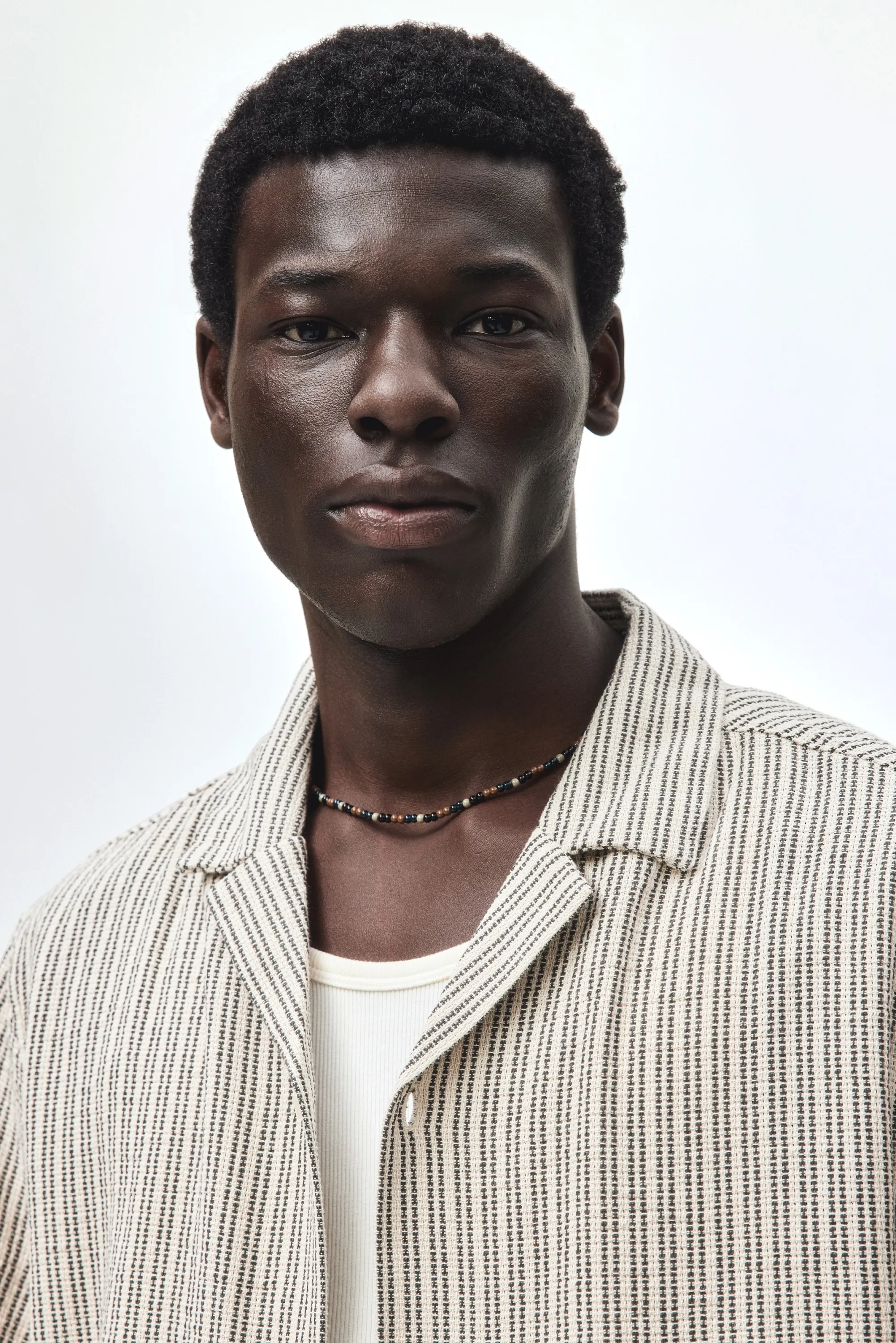 Chemise Regular Fit avec col cubain - Crème/rayé