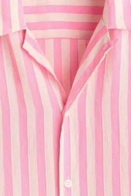 Chemise Relaxed Fit avec col cubain - Rose/rayé — photo 4