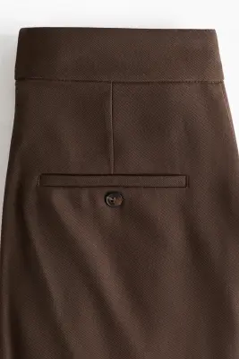 Pantalon chic avec jambes barrel - Marron foncé — photo 3