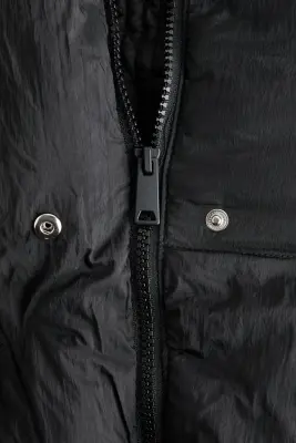 Doudoune en nylon - Noir — photo 5