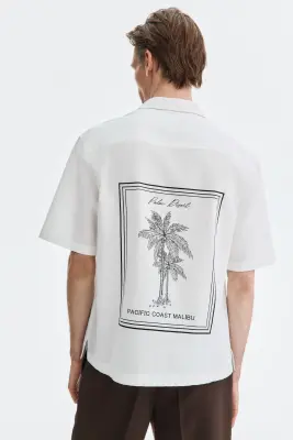 Chemise imprimée Relaxed Fit avec col cubain - Blanc/Palm Desert — photo 3