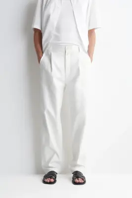 PANTALON FUSEAU DÉCONTRACTÉ EN DENIM À CHEVRONS - BLANC — photo 4