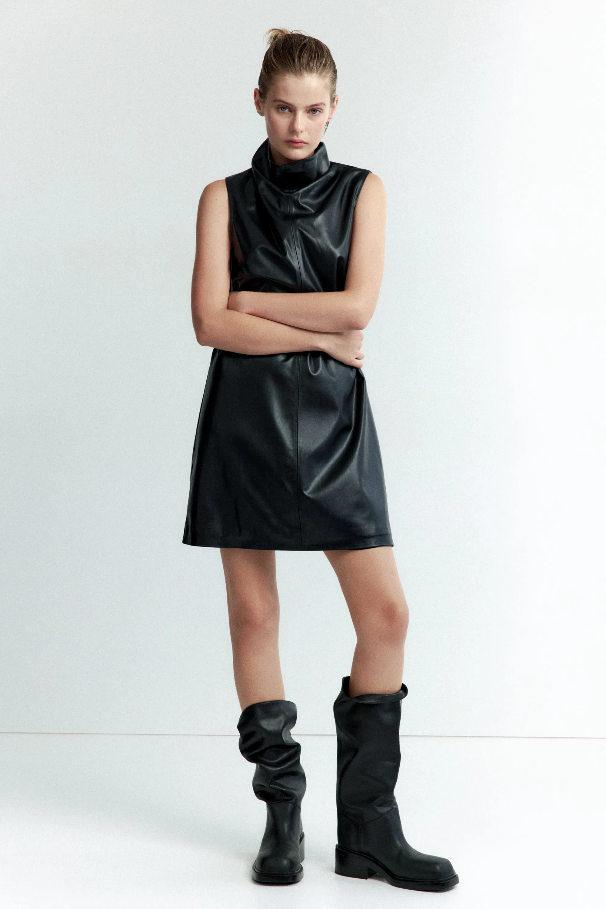 Robe trapèze en tissu enduit - Noir