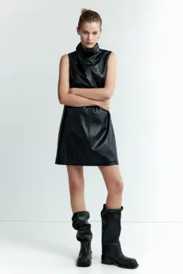 Robe trapèze en tissu enduit - Noir — photo 1