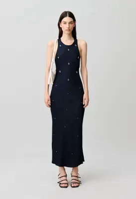 Robe longue satin brodé perles strass