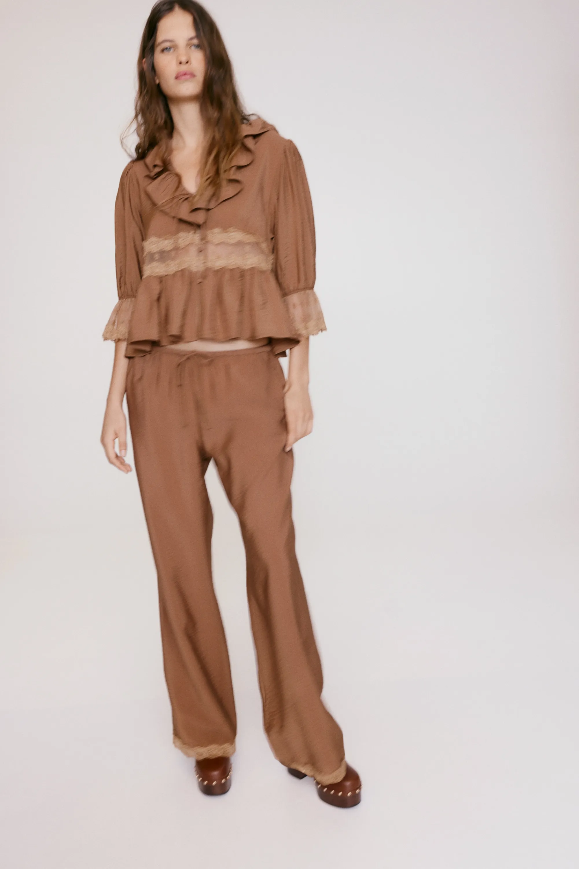 Pantalon avec cordon de serrage et dentelle - Marron