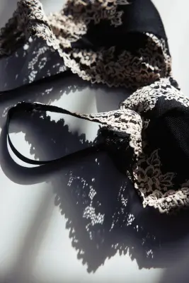 Soutien-gorge souple et paddé en dentelle - Noir/crème — photo 5