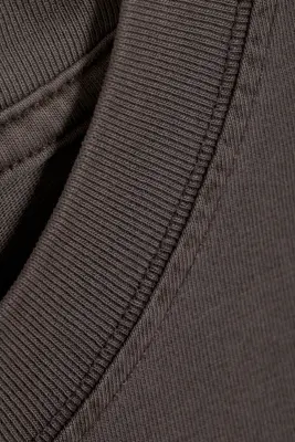 T-shirt oversize carré - Marron foncé délavé — photo 5