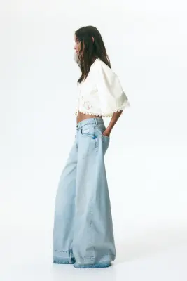 Blouse courte et brodée - Crème/fleuri — photo 4