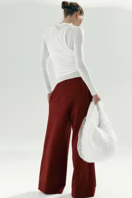 Pantalon avec cordon de serrage et plis - Rouge foncé — photo 2