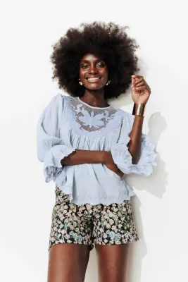 Blouse romantique brodée Femme — photo 4