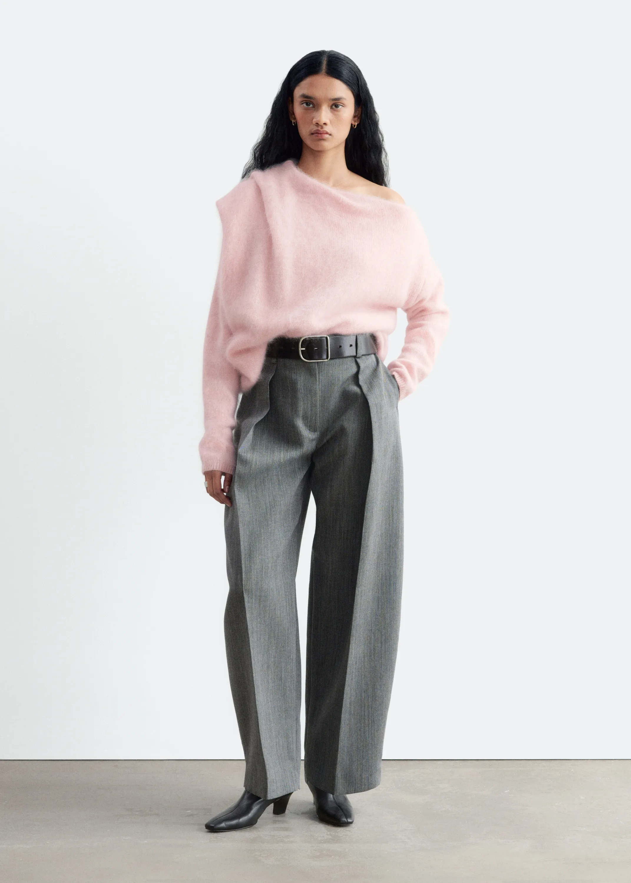 Pull en laine mérinos à encolure drapée - Rose