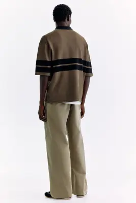 Polo Loose Fit en maille - Taupe foncé/noir — photo 2