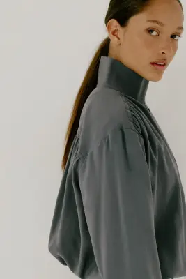 Blouse en modal mélangé avec base à effet boule - Gris foncé — photo 2