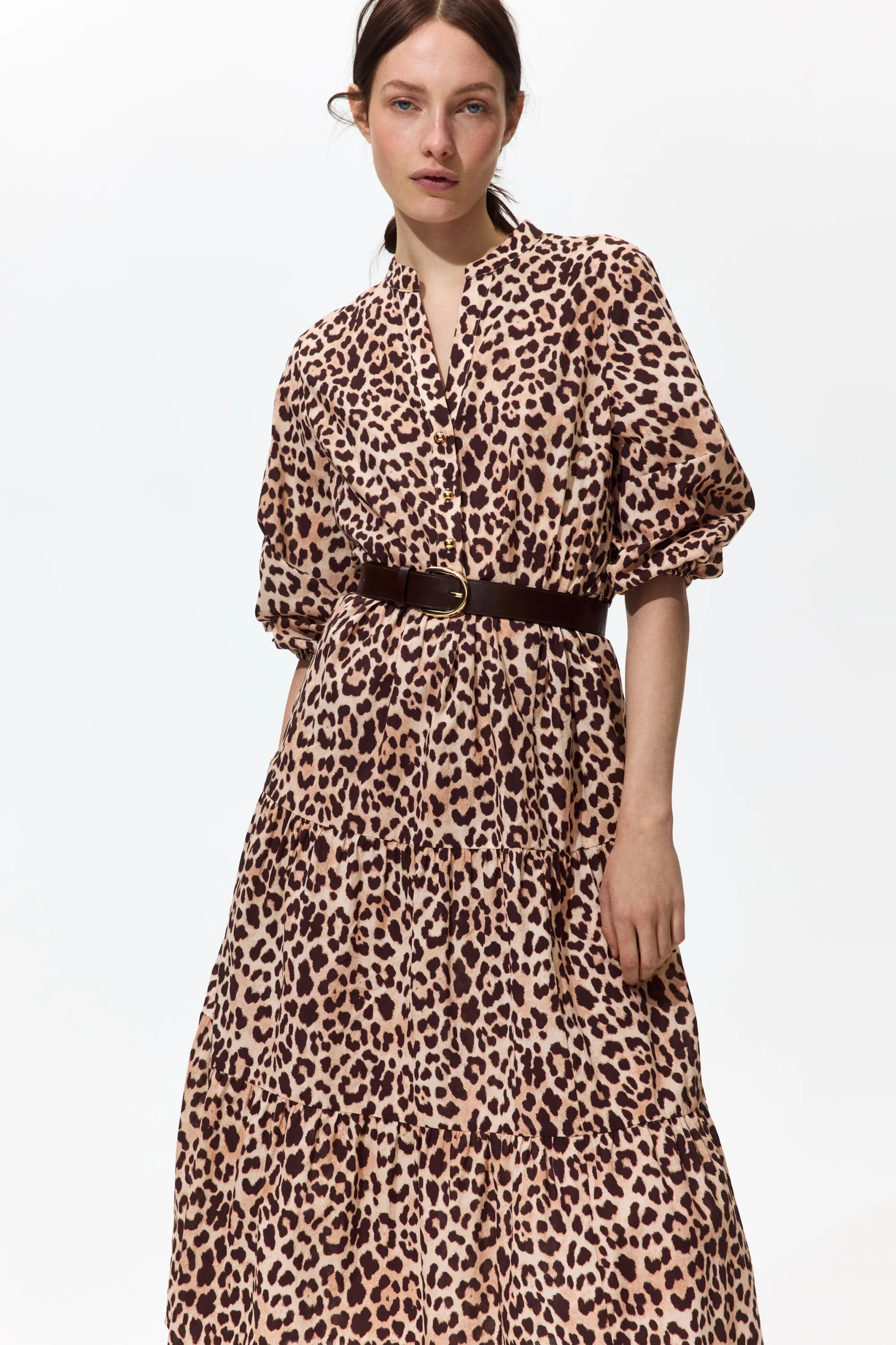 Robe midi à étages - Beige clair/imprimé léopard