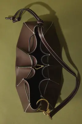 Sac porté épaule plissé - Bordeaux foncé — photo 1