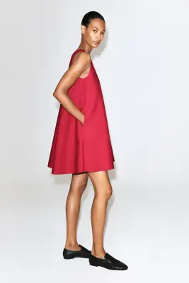 ROBE COURTE TRAPÈZE EN NÉOPRÈNE - ROUGE — photo 4