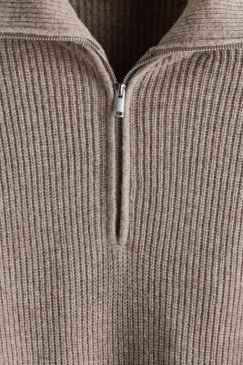 Pull Regular Fit en laine avec col zippé - Beige — photo 5