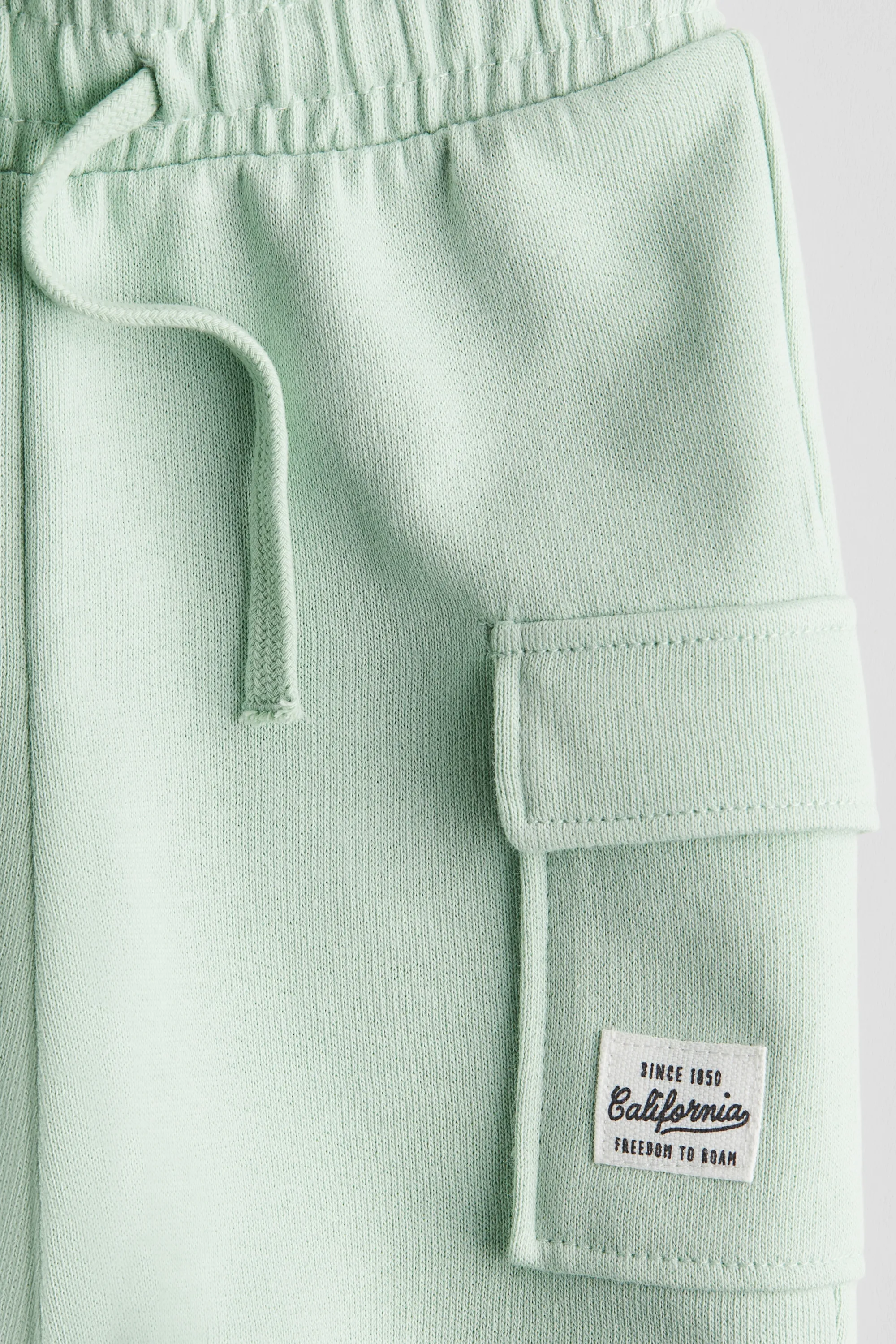 Short cargo en molleton - Vert clair