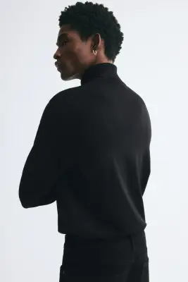 Regular Fit Fine-knit polo-neck jumper - Noir — photo 3