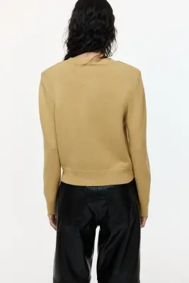 Pull à épaulettes - Beige — photo 3