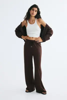 Pantalon finement côtelé avec cordon de serrage - Marron foncé — photo 2