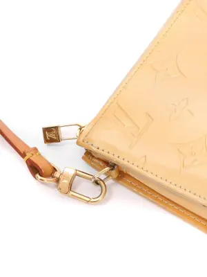 Petit sac pochette LEXINGTON en cuir verni beige Prix boutique 1340€ — photo 2