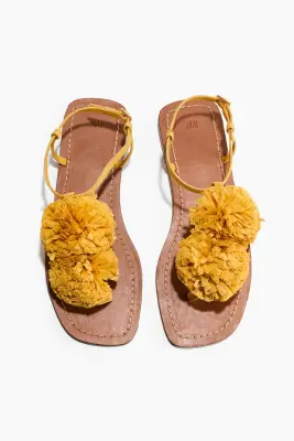 Sandales à brides fines avec applications - Jaune moutarde — photo 1