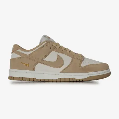 DUNK LOW SUEDE MINI SWOOSH — photo 1