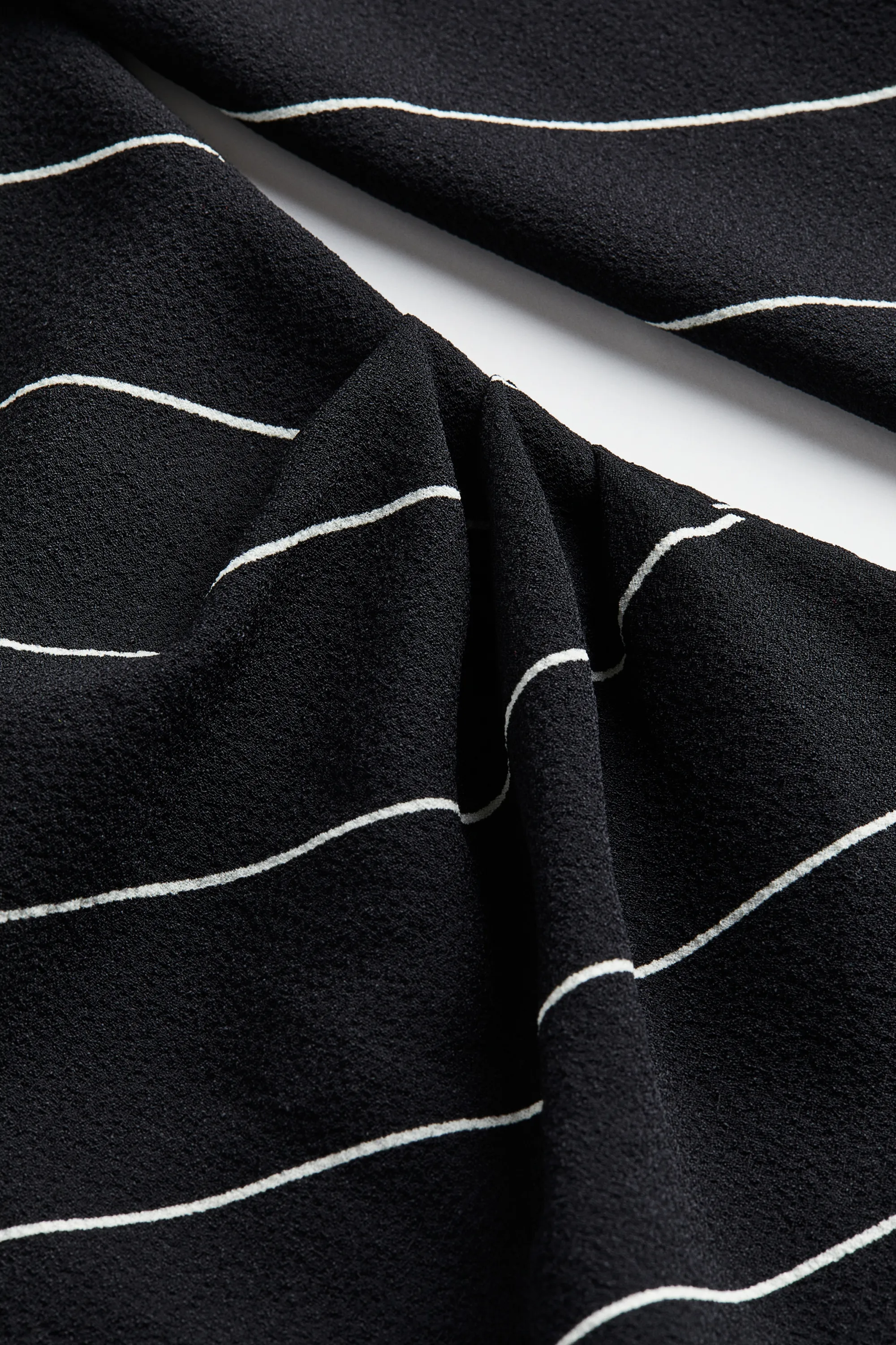 Robe à effet drapé - Noir/rayures blanches