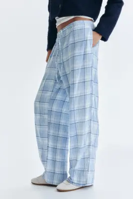 Pantalon à taille élastique - Bleu clair/carreaux — photo 1