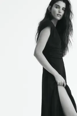 Robe à mancherons avec base en pointes - Noir — photo 1