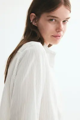 Chemise à col droit avec bords ruchés - Blanc/rayé — photo 3