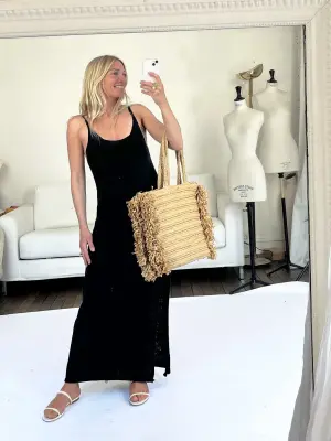 Grand sac cabas porté épaule en raffia couleur paille beige Prix boutique 500€ — photo 2