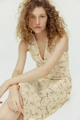 Robe sans manches en satin - Jaune clair/fleuri — photo 2