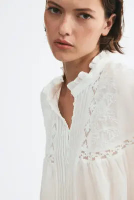 Blouse à manches ballon avec dentelle - Blanc — photo 2