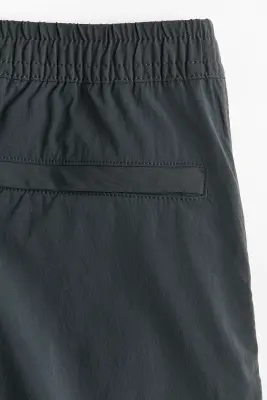 Pantalon cargo Regular Fit - Gris foncé — photo 4