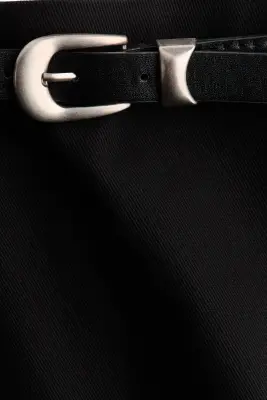 Minijupe en coton avec ceinture - Noir — photo 2